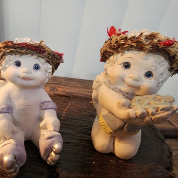 Hallmark Dreamsicle "Snowflake" and "All Star Skater" Christmas Figurines - Picture 11 of 11